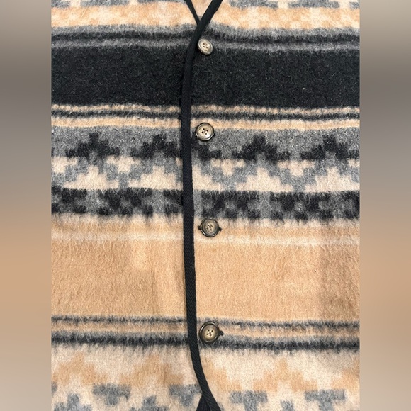 New Terrain - Wool Vest - Aztec Print - Picture 4 of 7